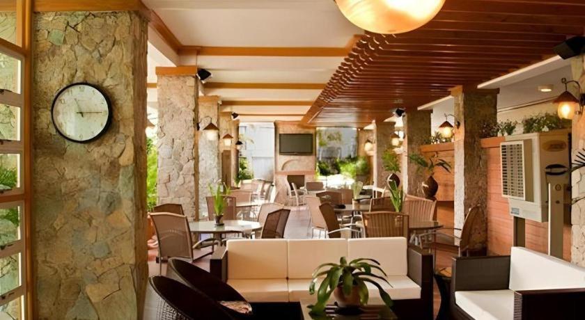 Chocolate And Berries Hotel Baliuag Dış mekan fotoğraf
